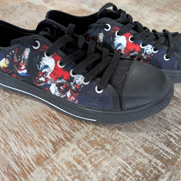 Killer Clowns from Outer Space Sneakers - Picture 1 of 3